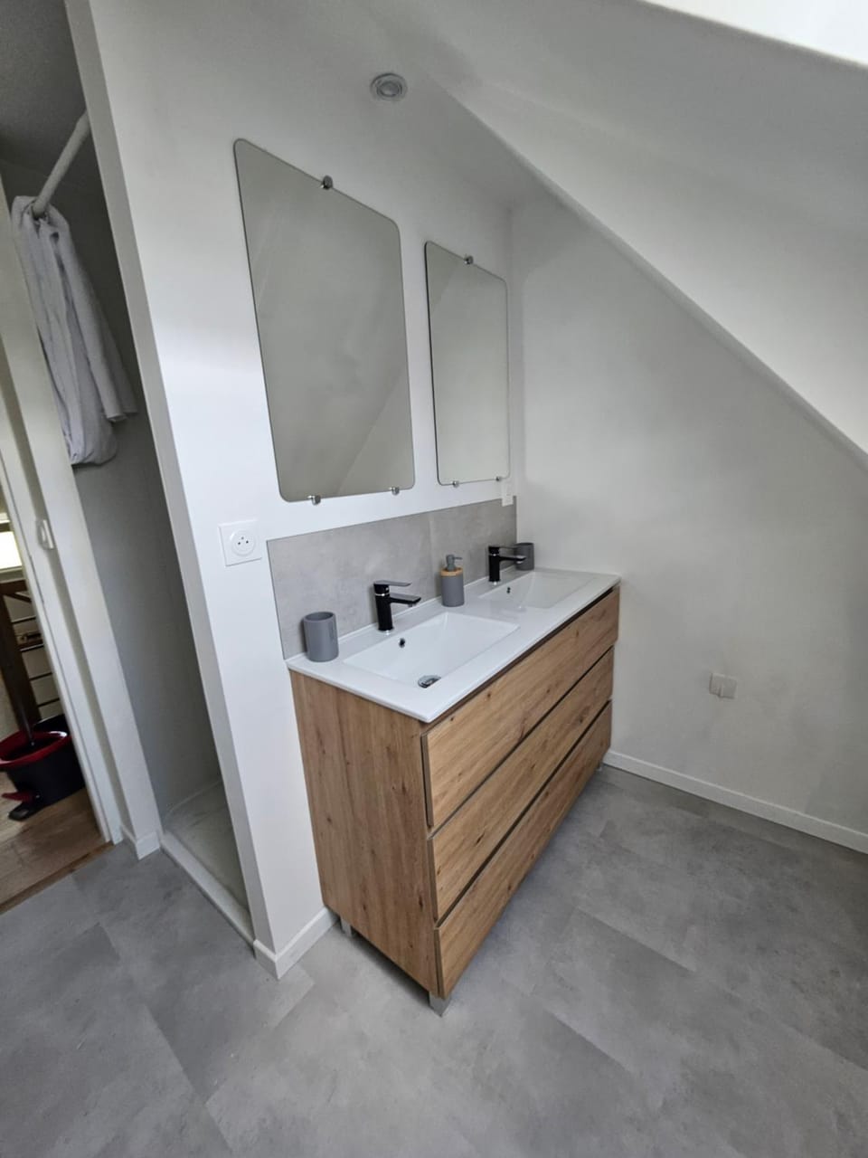 Chambre R proche circuit 24H Bed and Breakfast in Centre-Val de Loire
