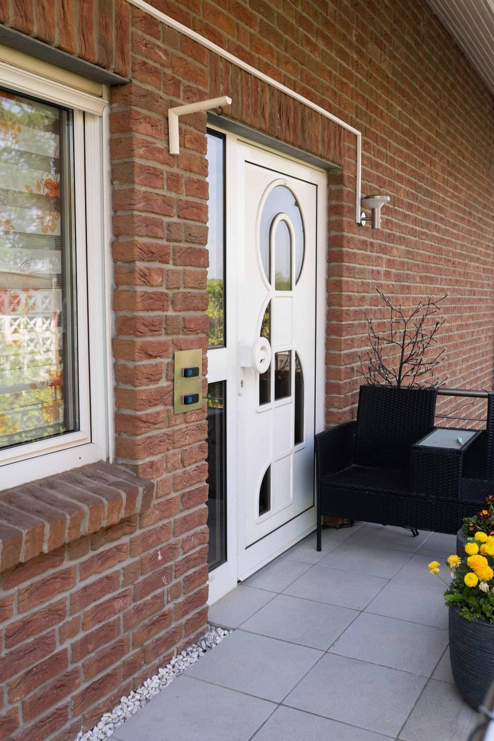 Facade/entrance