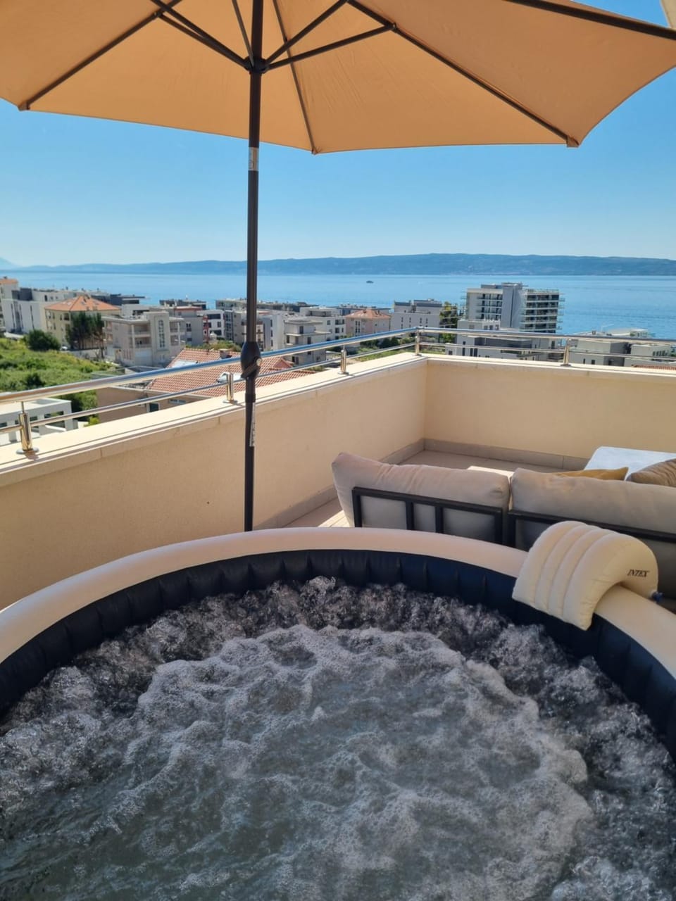 Natural landscape, Hot Tub, View (from property/room), Balcony/Terrace, Sea view