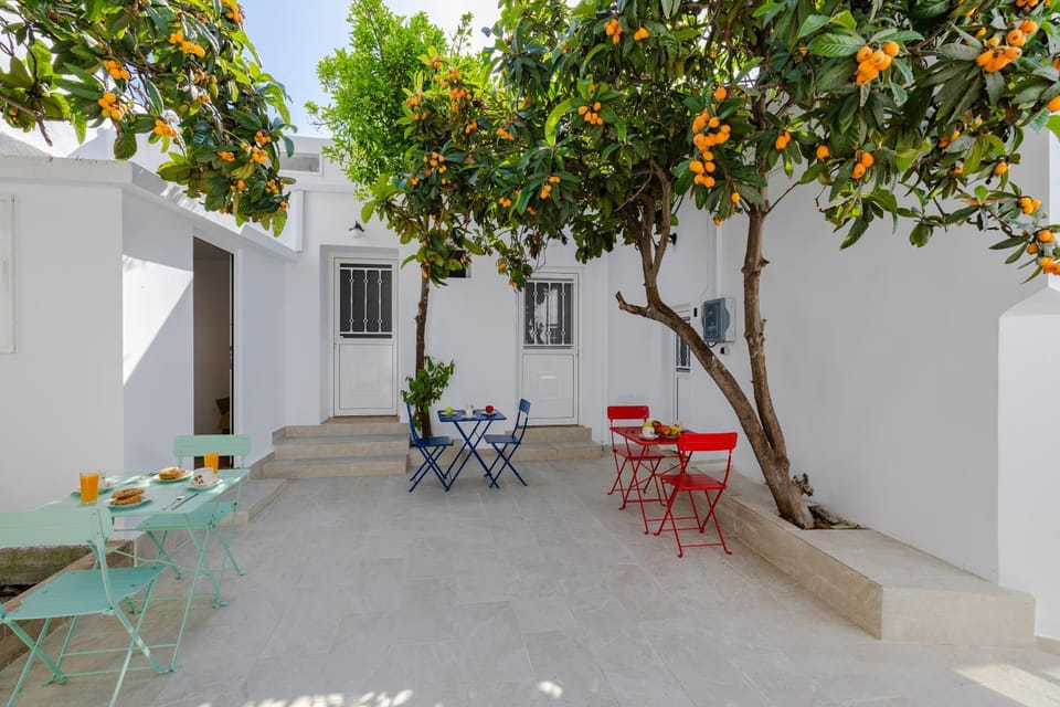 Spring, Day, Garden, Dining area
