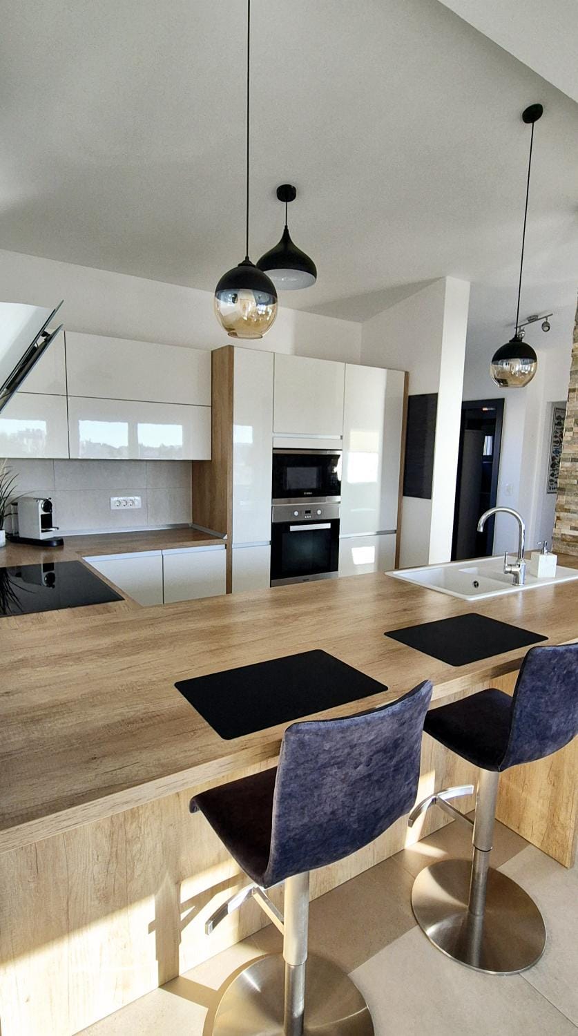 Kitchen or kitchenette, Living room, Dining area, stove