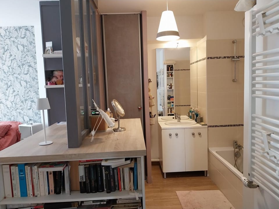 Beau T4 de 95 m2 avec terrasse sur Anglet Apartment in Anglet