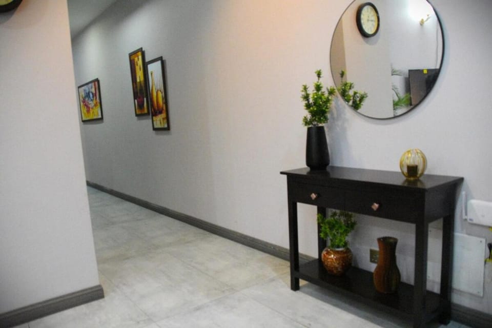 Luxury 2-BHK Apartment Apartment in Islamabad