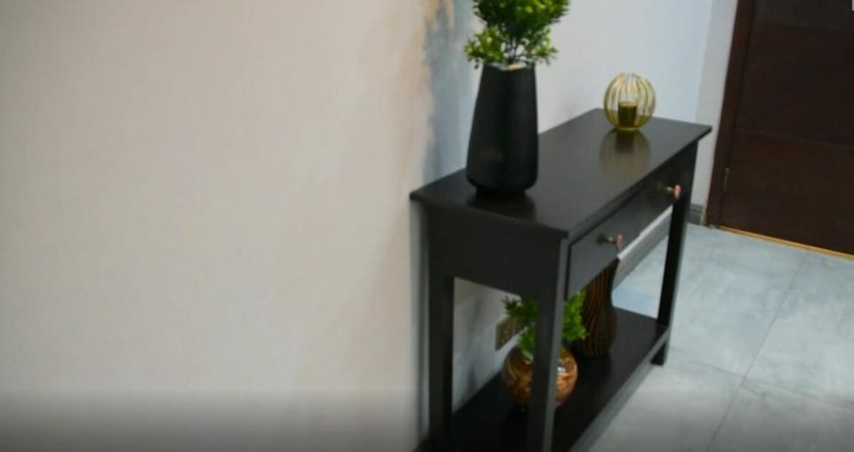 Luxury 2-BHK Apartment Apartment in Islamabad