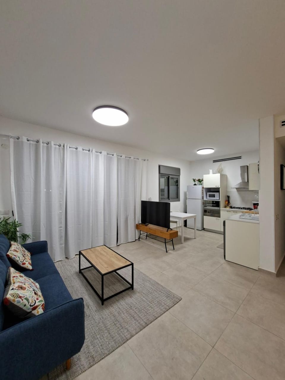 Communal lounge/ TV room, TV and multimedia, Kitchen or kitchenette, Living room, Seating area