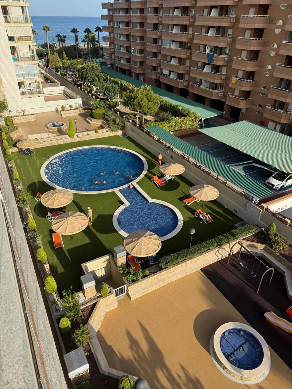Swimming pool