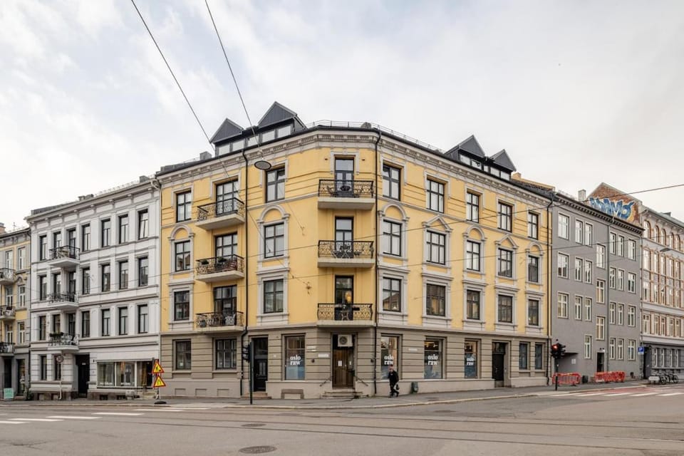 Classic apartment with balconies Apartment in Oslo