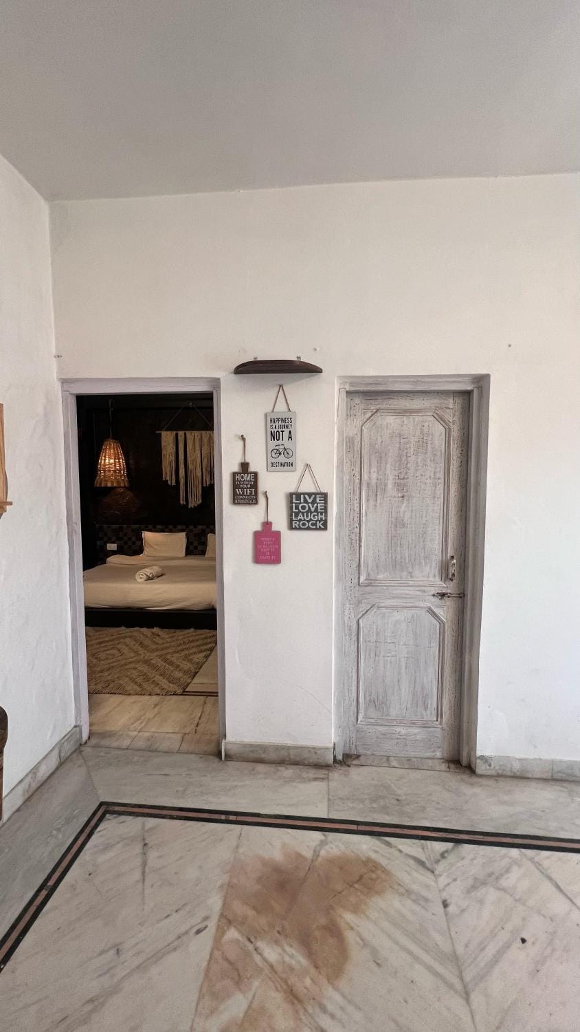 MadTrek Stays Apartment in Himachal Pradesh