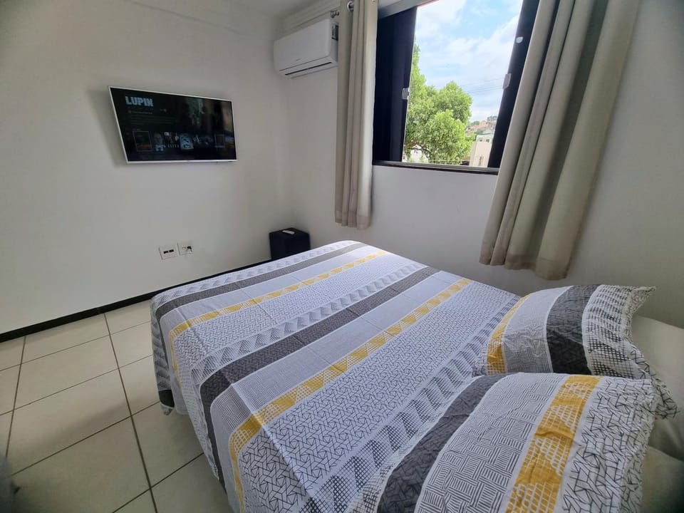 Bed, TV and multimedia, Photo of the whole room, Bedroom, internet, air conditioner