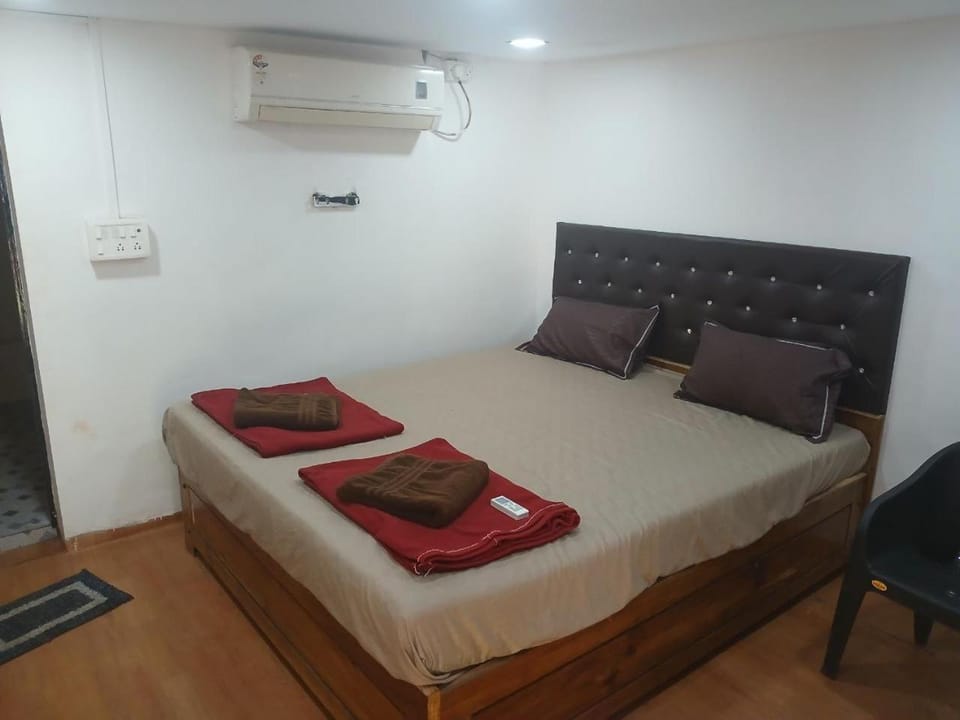 Helix Guest House Bed and Breakfast in Mandrem