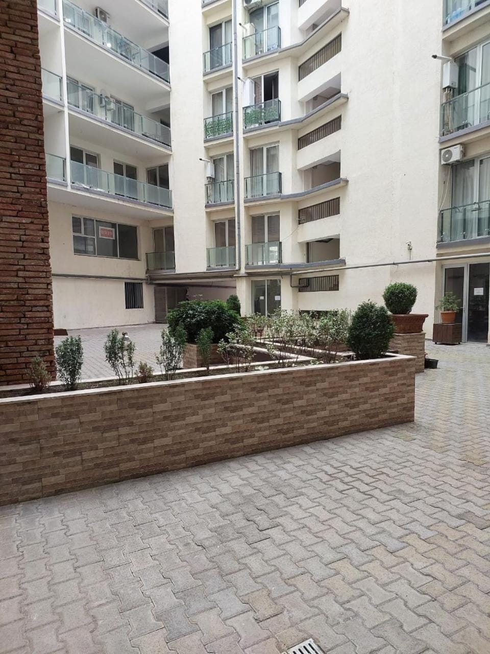 Property building, Inner courtyard view