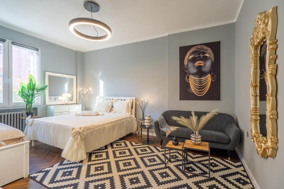 Bed, Bedroom