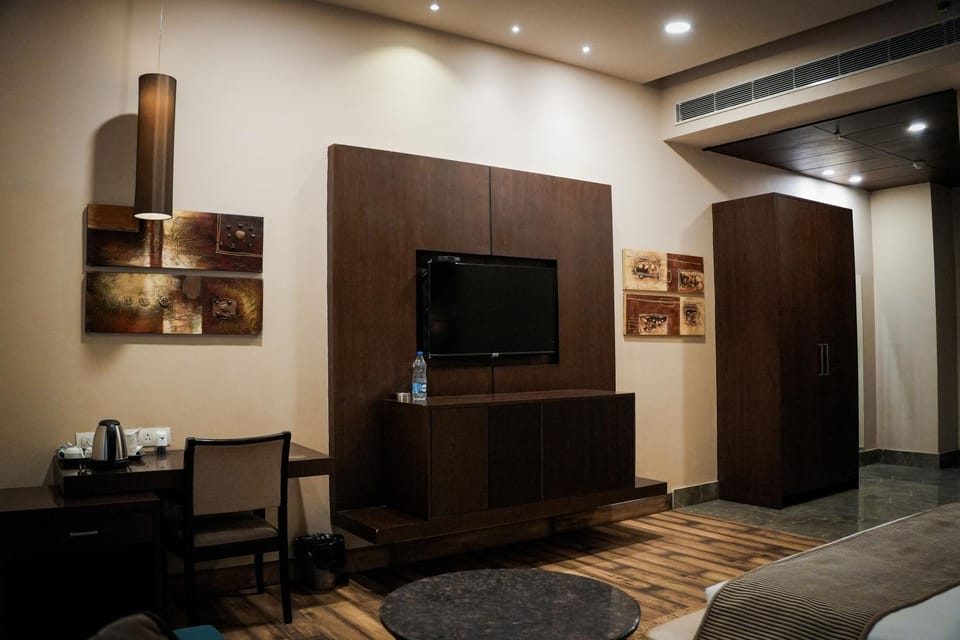 Silver Palm Hotel & Resorts Hotel in Punjab, India