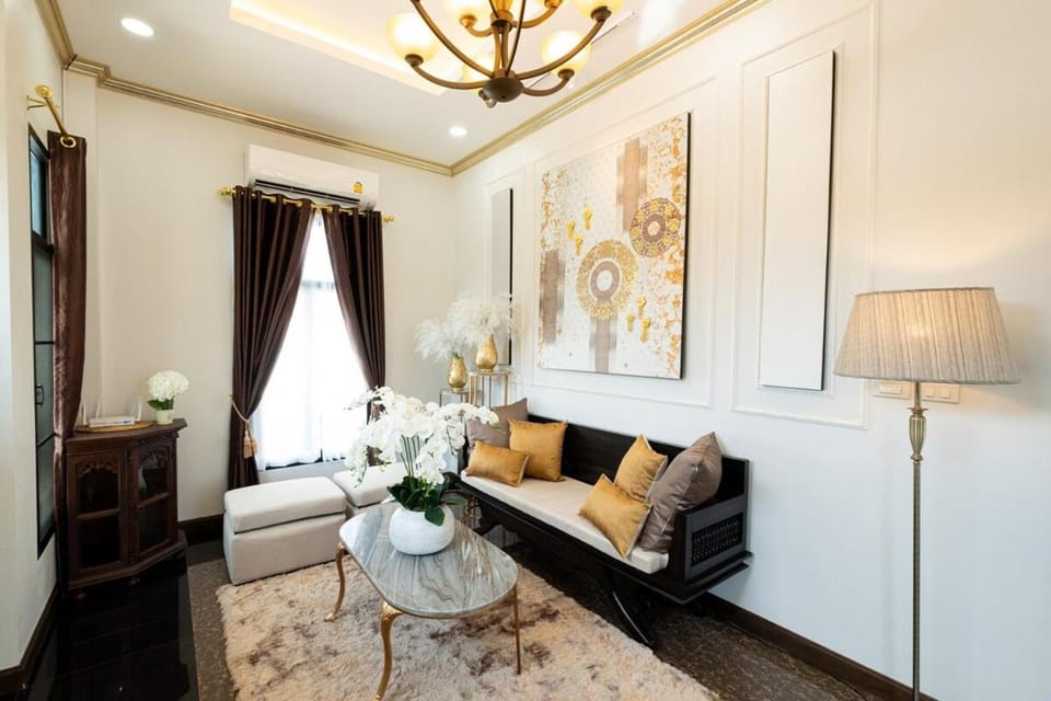 Modern Lanna Style Grand Pool Villa Villa in Chiang Mai
