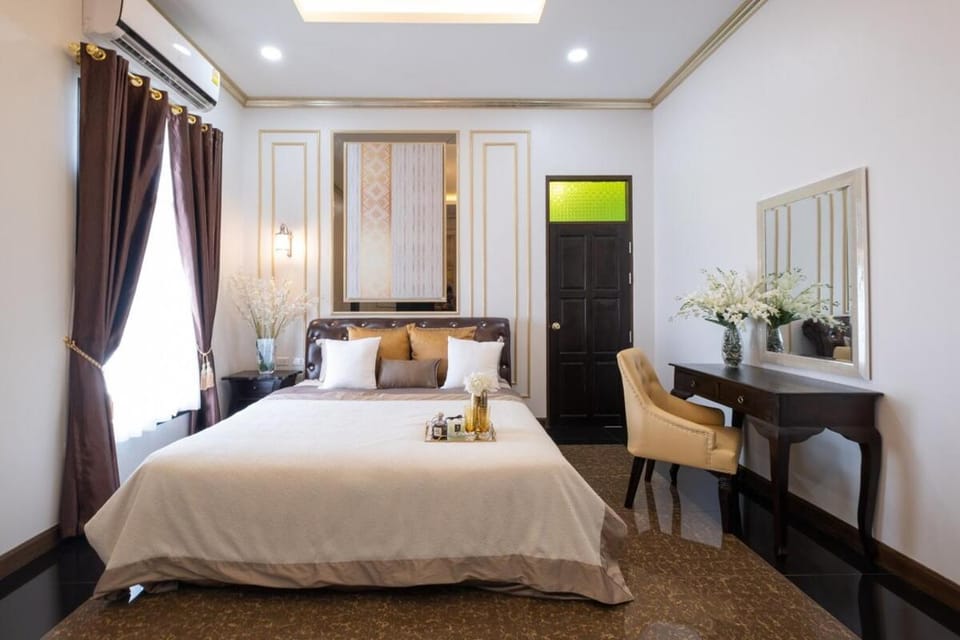 Modern Lanna Style Grand Pool Villa Villa in Chiang Mai