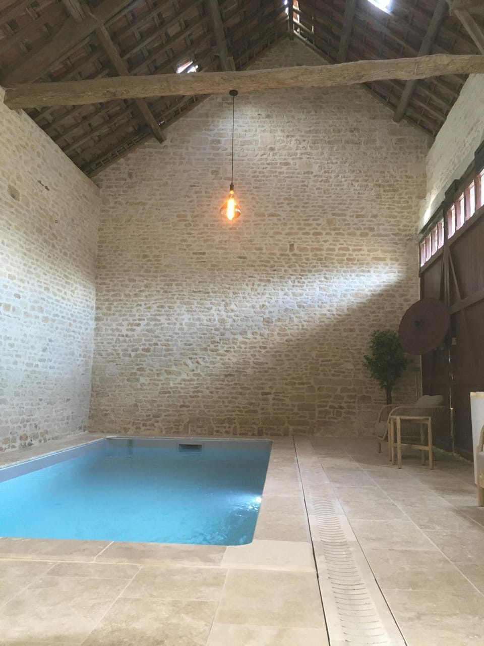Swimming pool, Swimming pool