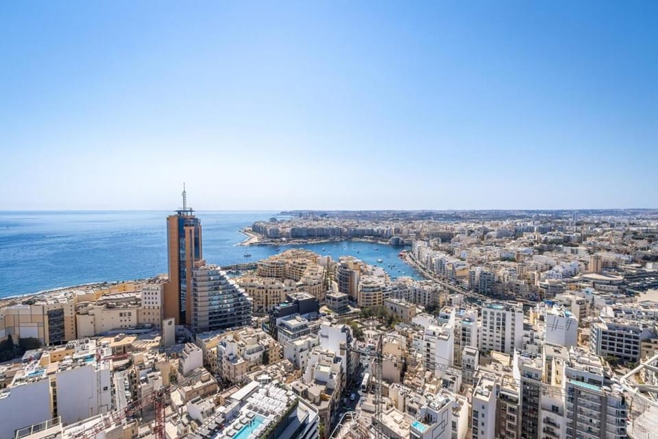Mercury Tower 25th level View Apartment in Saint Julians