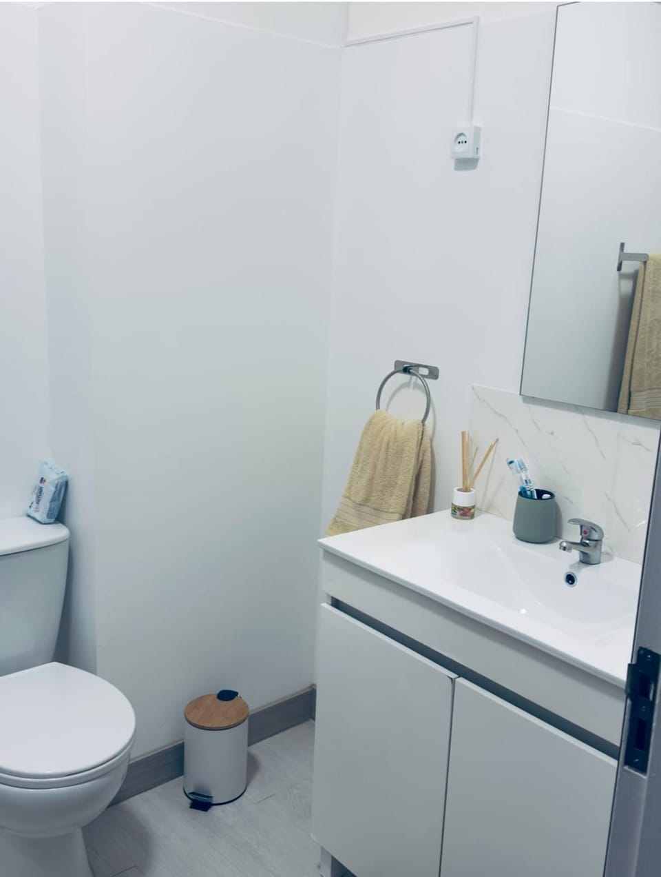 Lemon Tree House 2nd Floor - NO LIFT - Stairway 2 Andar sem elevador Apartment in Portugal