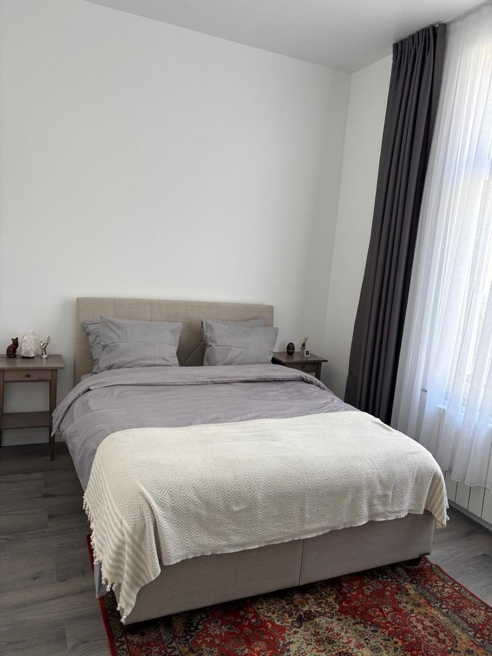 Modern 1 bedroom and sofa bed stay Apartment in Brussels