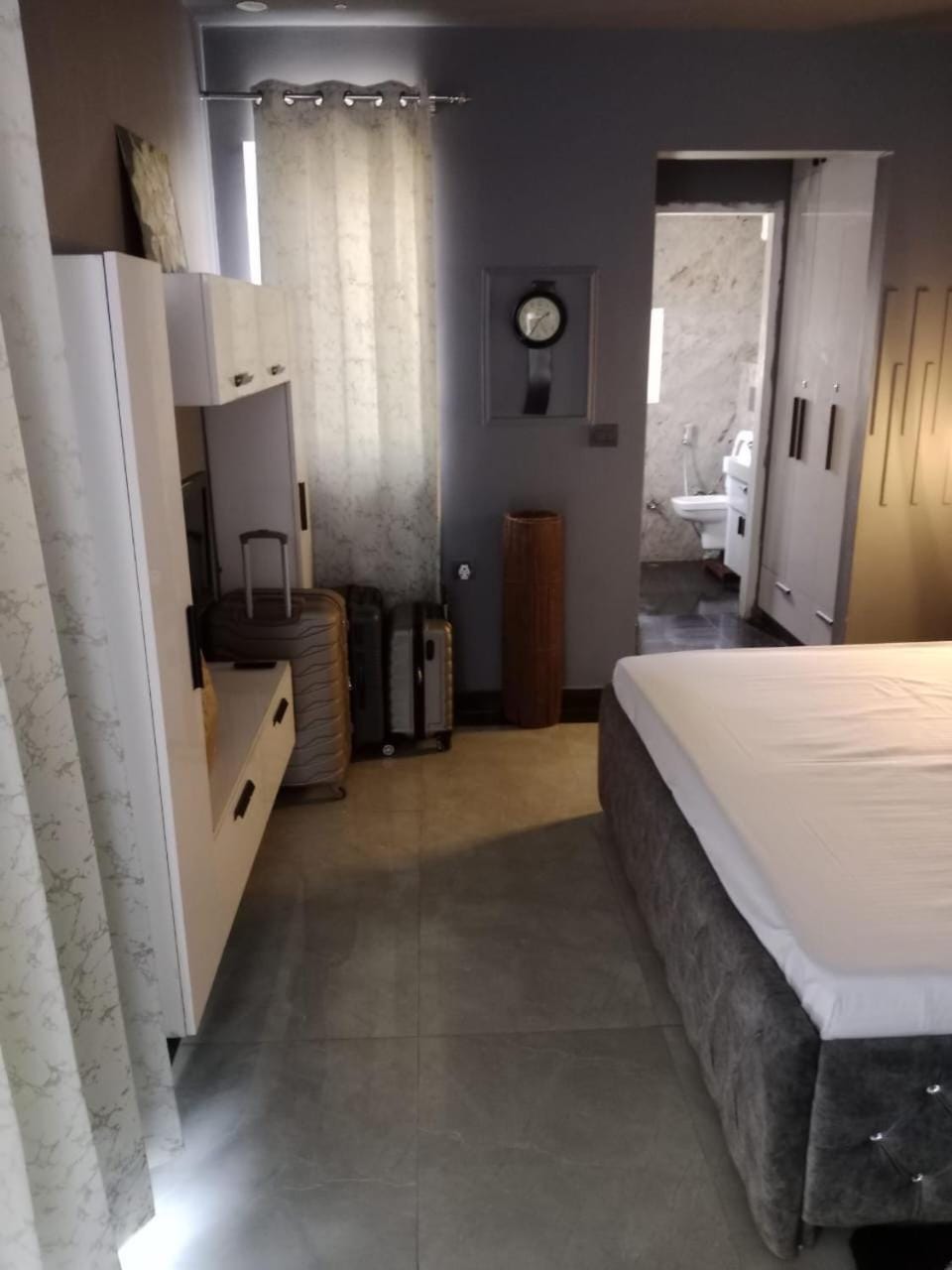Luxury apartment Apartment in Noida