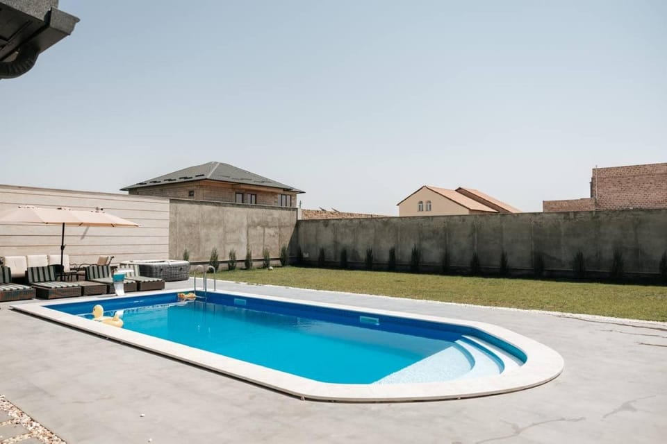 White Villa Villa in Yerevan