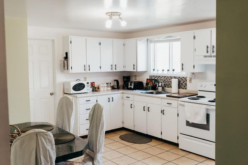 2 bedrooms home in Kentville Apartment in Kentville