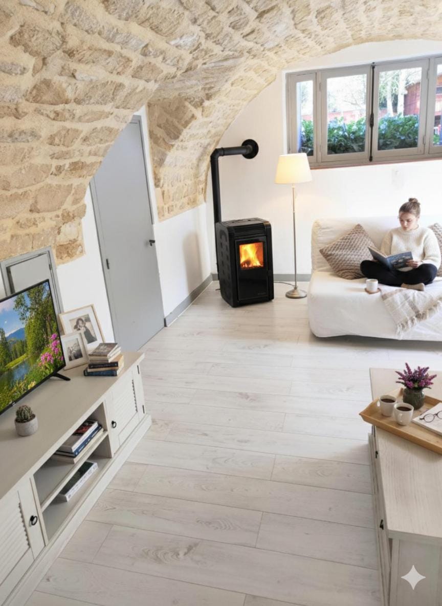 Living room, fireplace