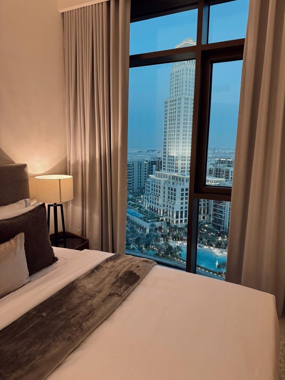 Bed, Bedroom, City view