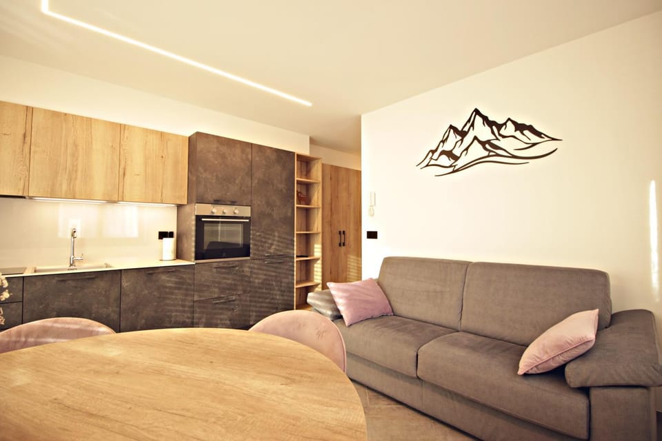 Guest House Cemin Apartment in Trentino-South Tyrol