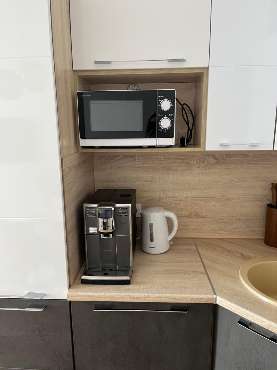 Coffee/tea facilities