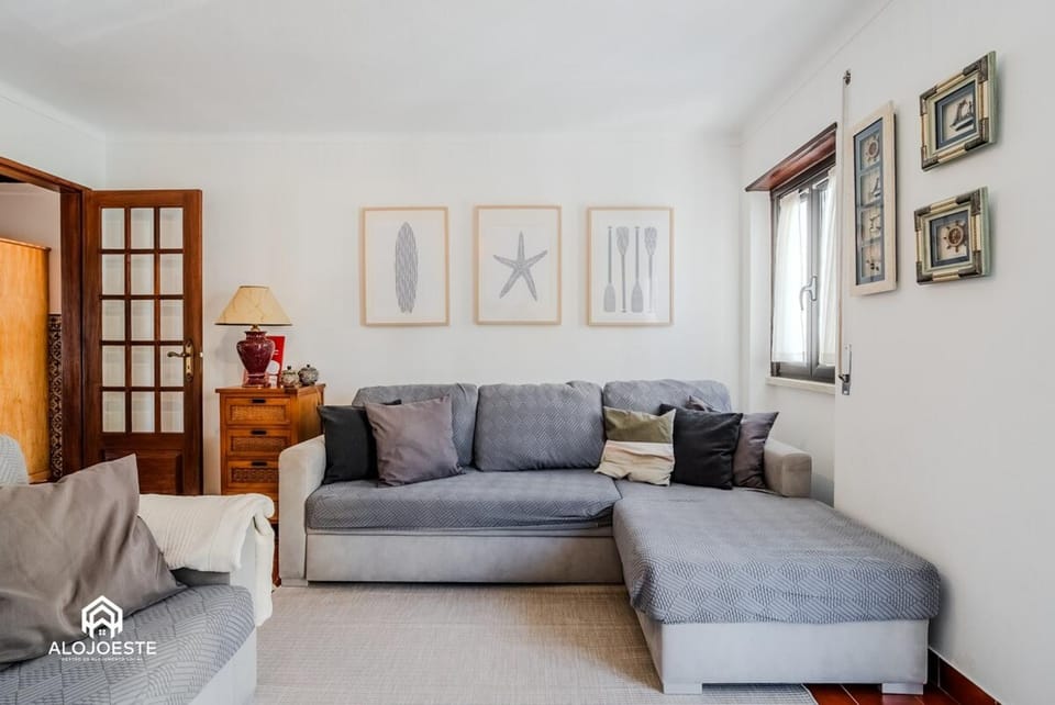 Azenha Beach House - Sea view with BBQ Apartment in Lisbon District