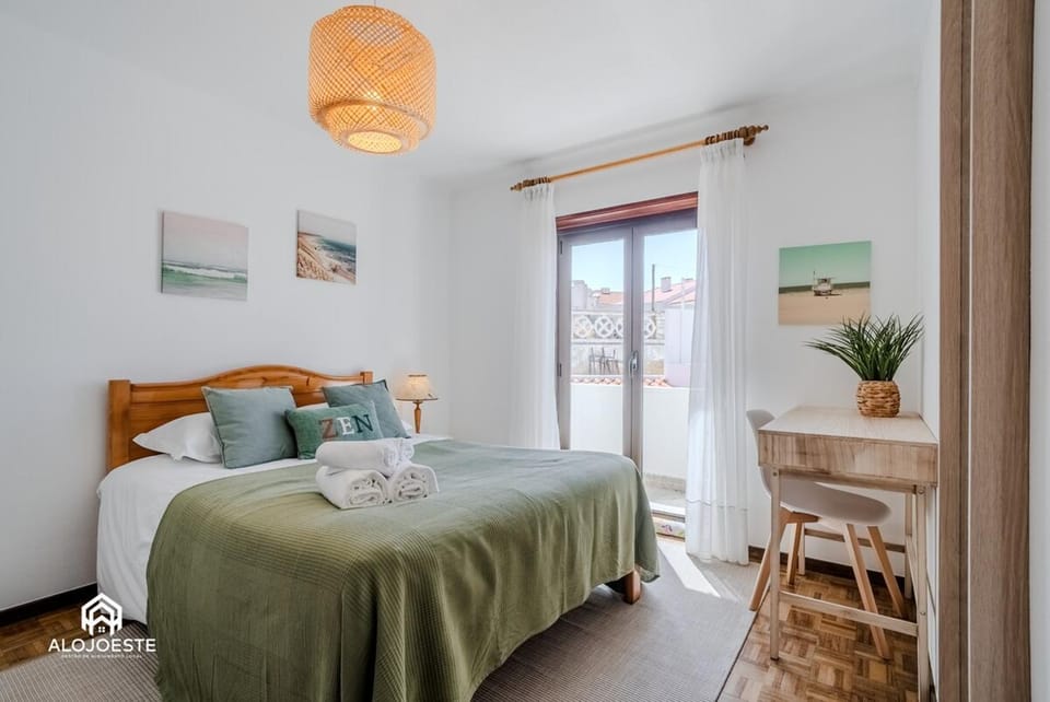 Azenha Beach House - Sea view with BBQ Apartment in Lisbon District