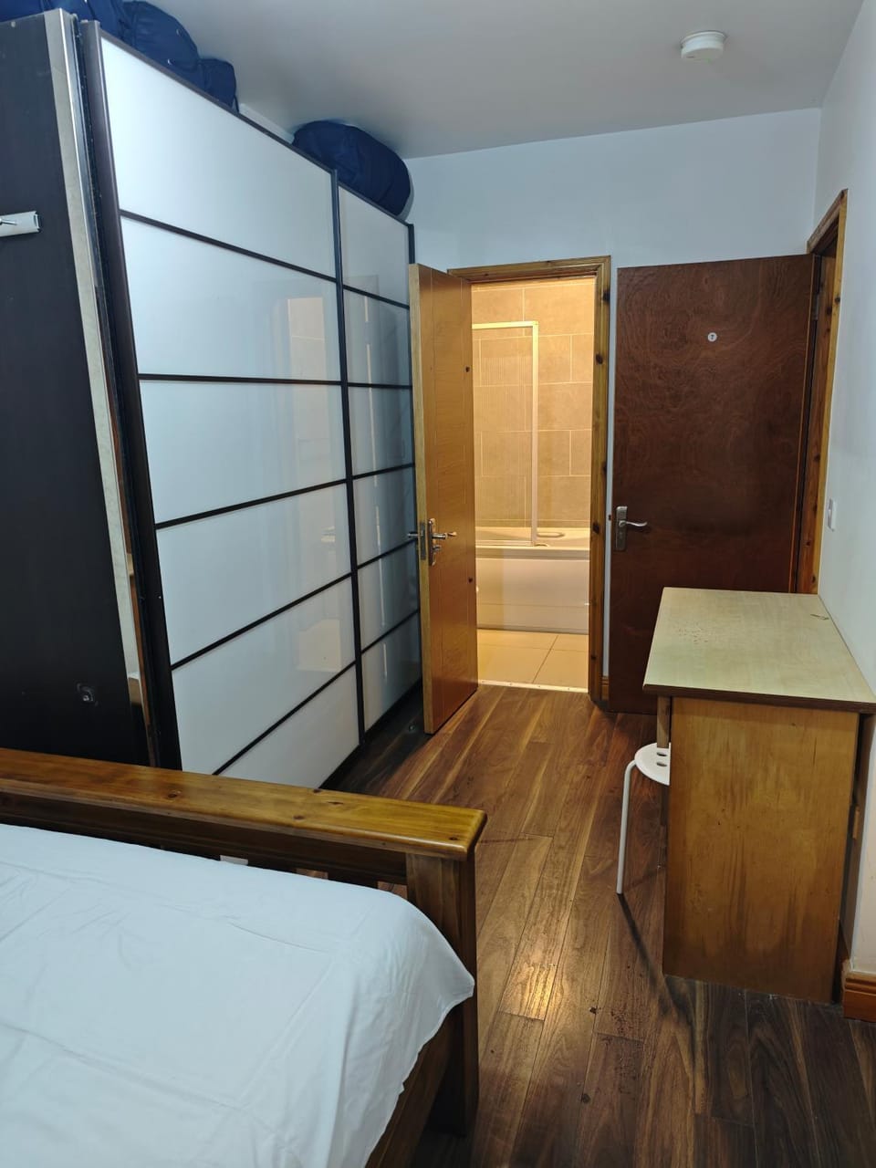 Dublin city center room en-suite Vacation rental in Dublin