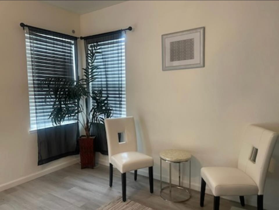 Spacious 4 bedroom house! House in Stockton