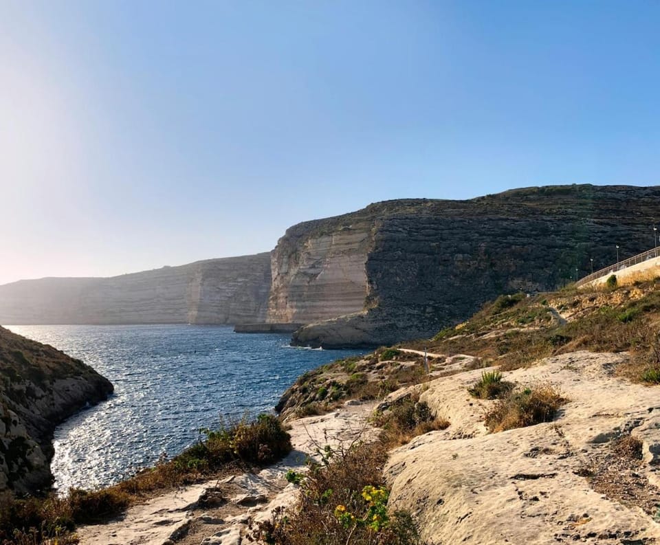 The Valley Collection - B26 - with Private hot tub Apartment in Malta