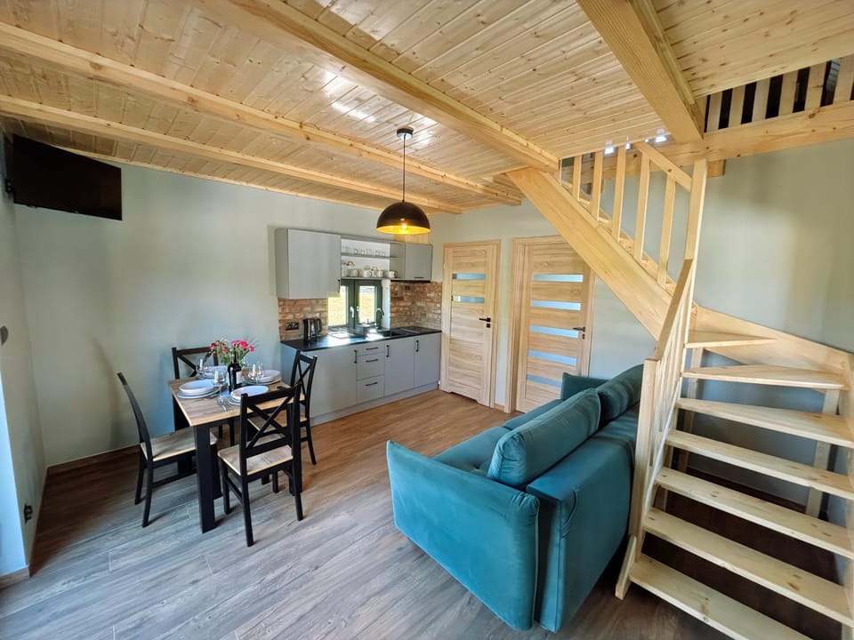 TV and multimedia, Kitchen or kitchenette, Living room, Dining area, kitchen