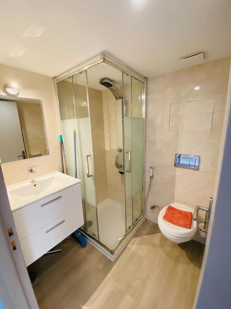 Shower, Toilet, Bathroom