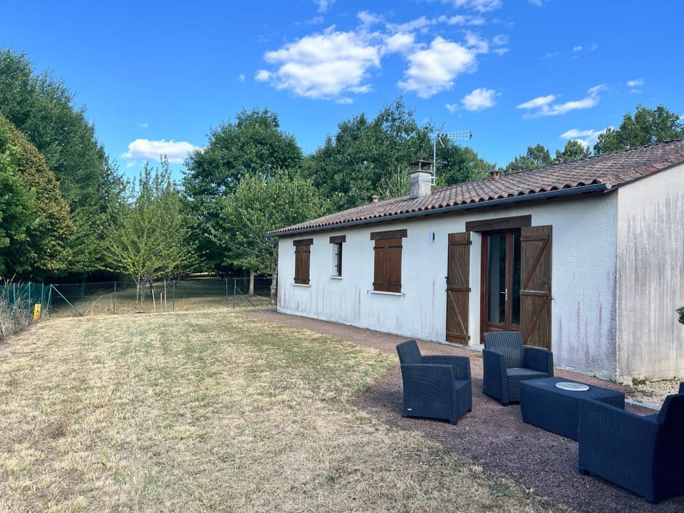 Maison avec verger House in Nouvelle-Aquitaine