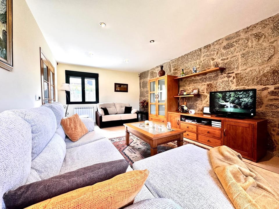 Cardin House in O Salnés