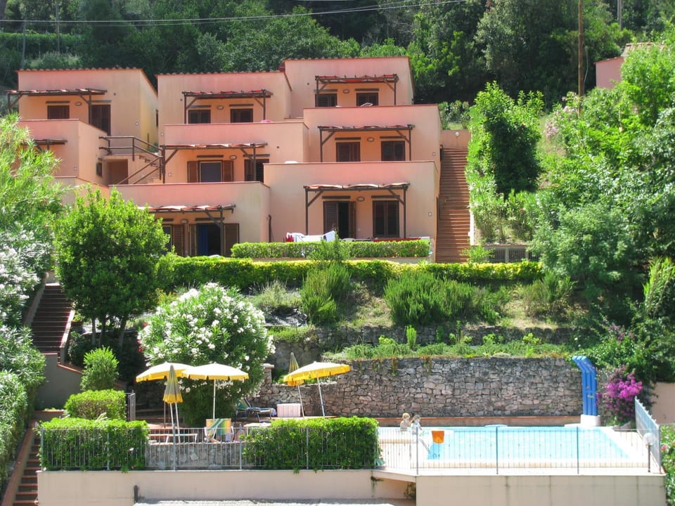 Residence Vistamare La Fonte Apartment in Tuscany
