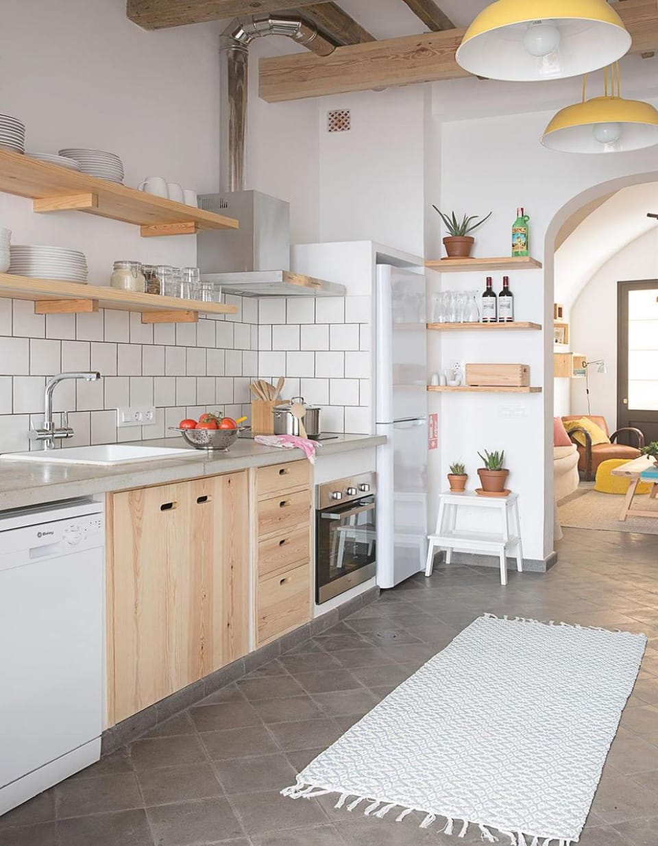 Kitchen or kitchenette, Breakfast