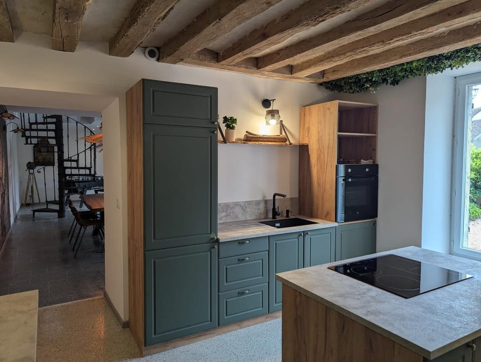 Grand appartement centre ville Apartment in Normandy