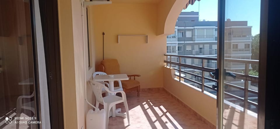 Balcony/Terrace, Street view