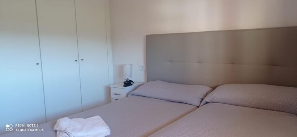 Bed, Decorative detail, wardrobe