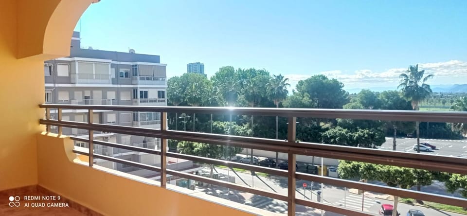 Balcony/Terrace, Street view