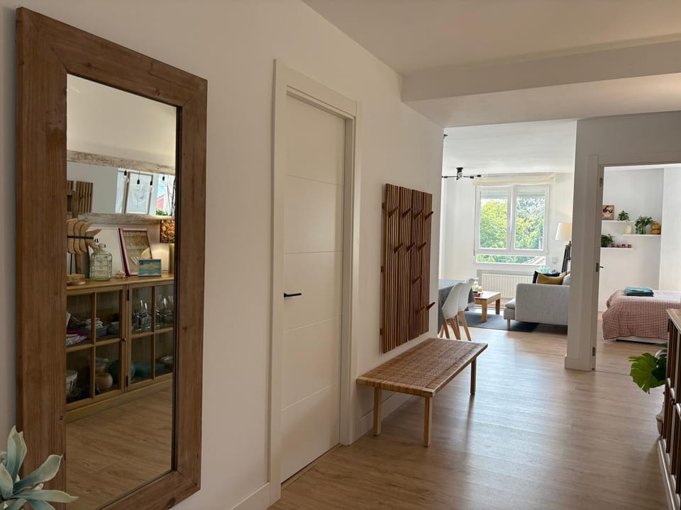 Vistas a la ría, Camas 160cm, Reformado, Wifi Apartment in San Vicente de la Barquera