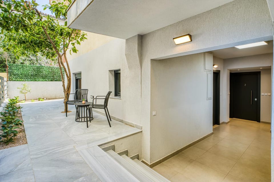Property building, Patio, Day