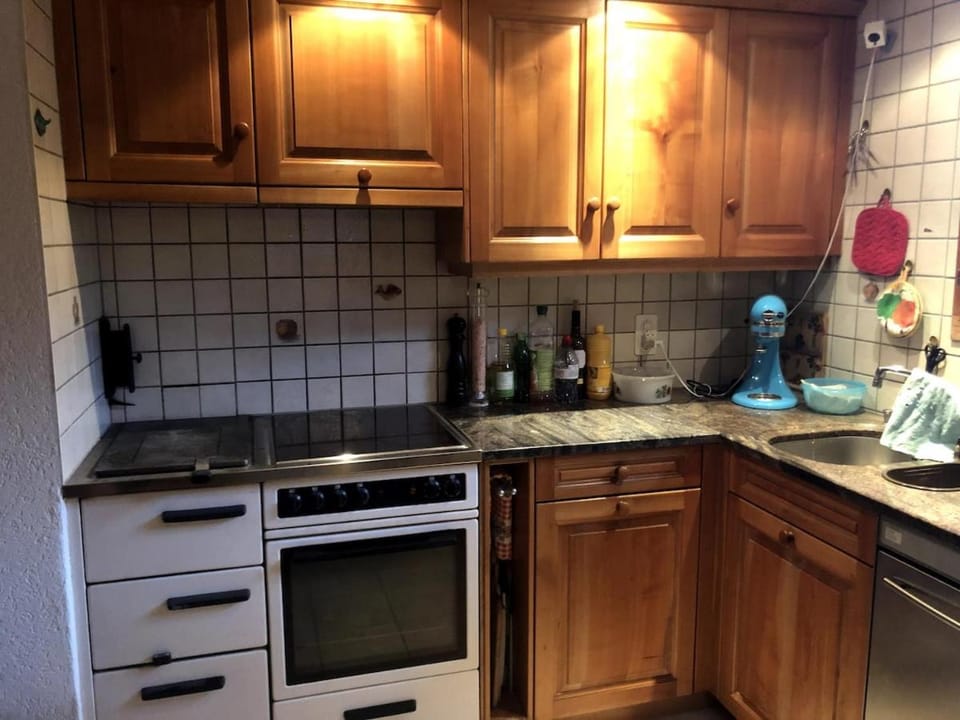 Kitchen or kitchenette, stove