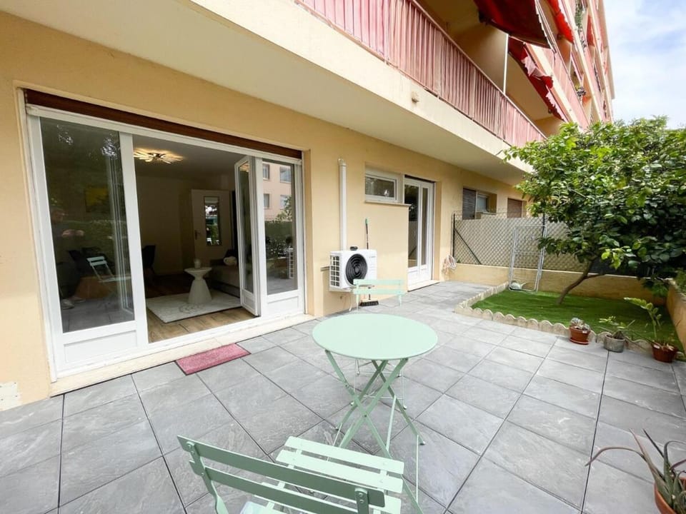Charmant studio proche mer Apartment in Roquebrune-Cap-Martin