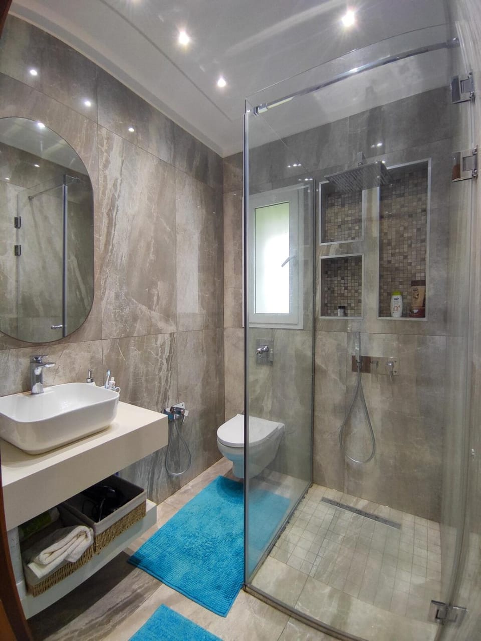 Shower, Toilet, Bathroom